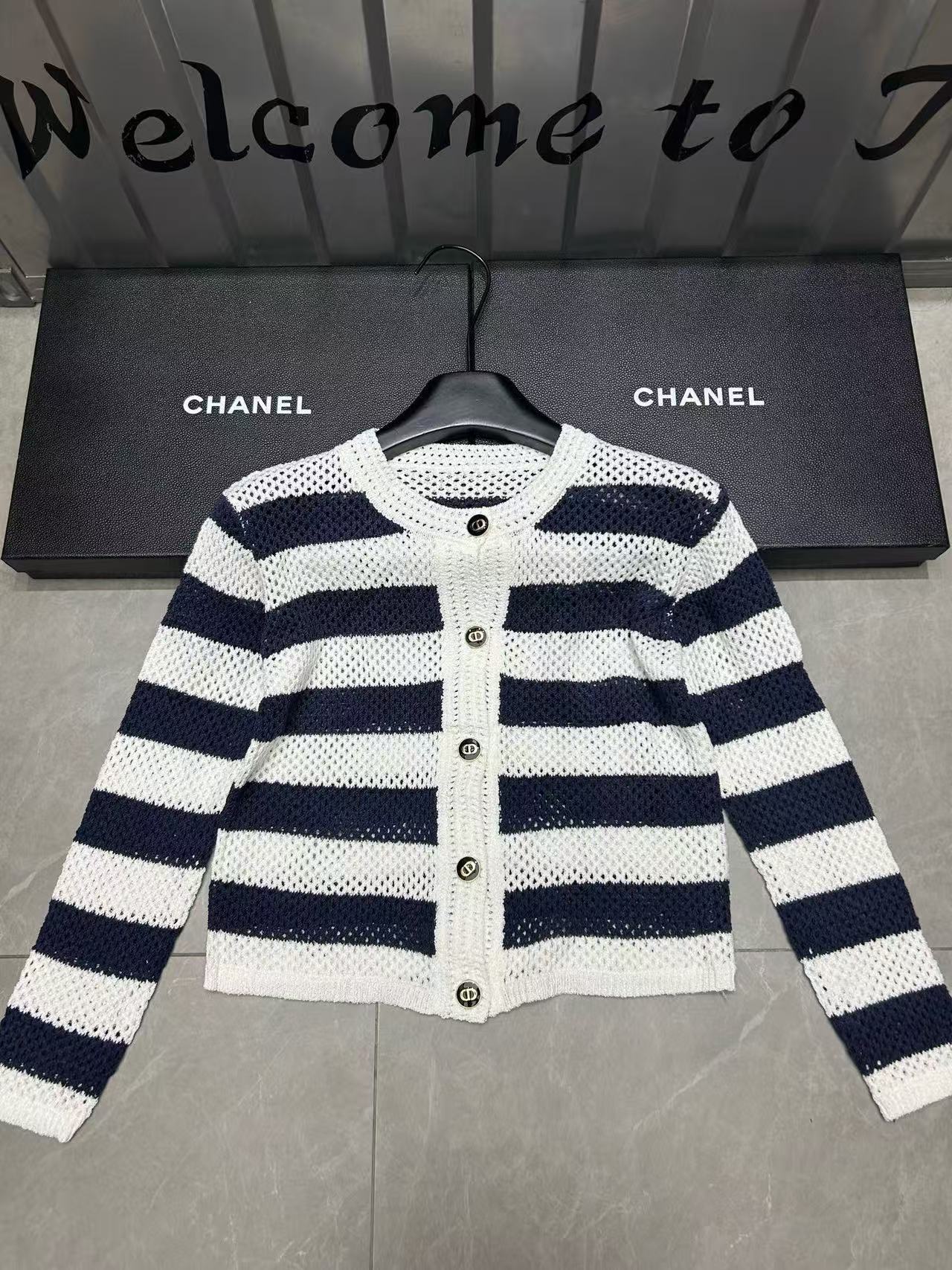 DI0R CDボタン中空カーディガン2点セット【50％割引+送料無料】