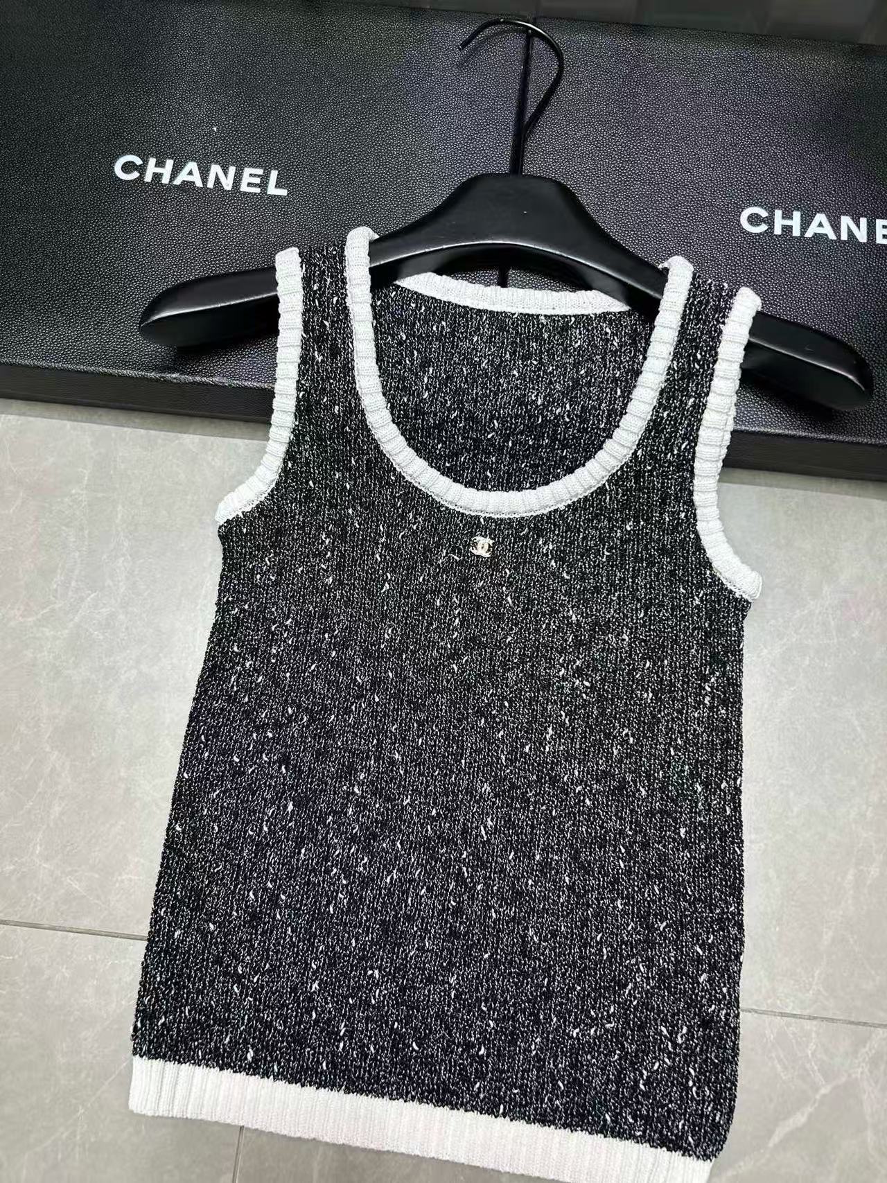 CHANE1 ホワイトドット ダブルC ウールベスト【50％割引+送料無料】