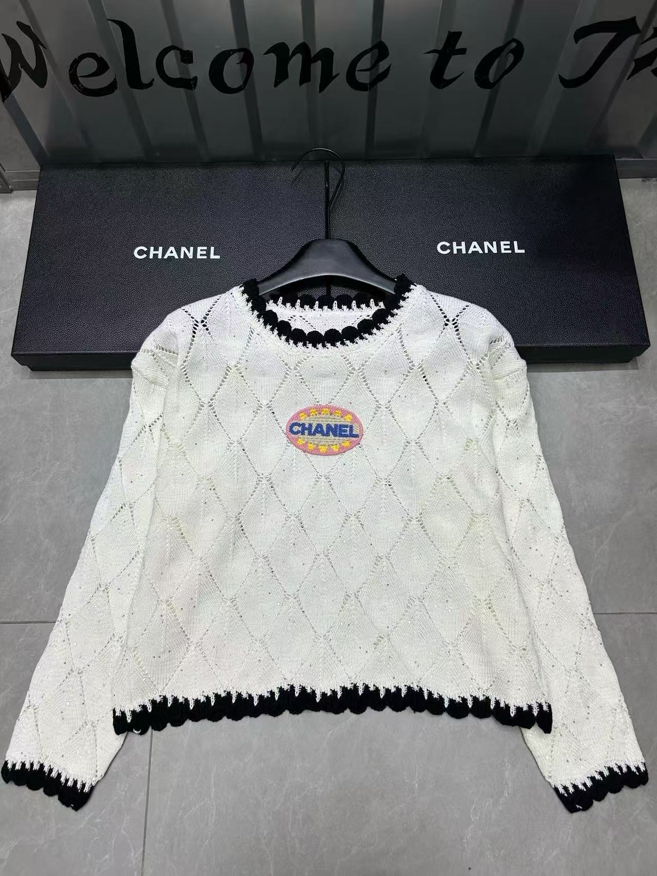 CHANE1 チェック柄レタリングセーター【50％割引+送料無料】