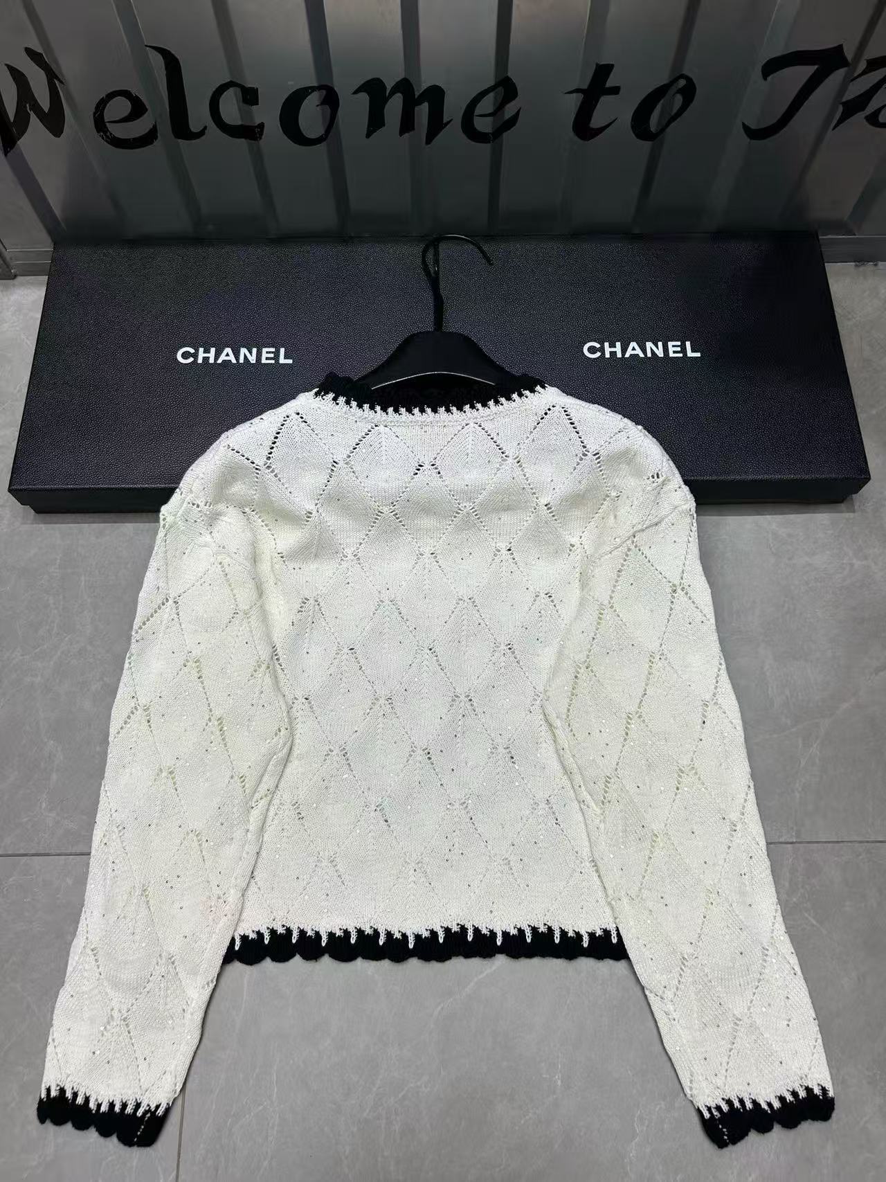 CHANE1 チェック柄レタリングセーター【50％割引+送料無料】