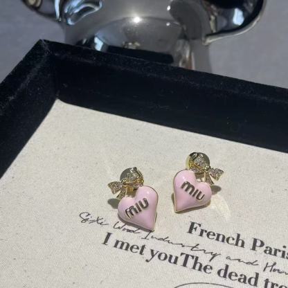 M1UM1U ハートボウレターイヤリング【50％割引+送料無料】