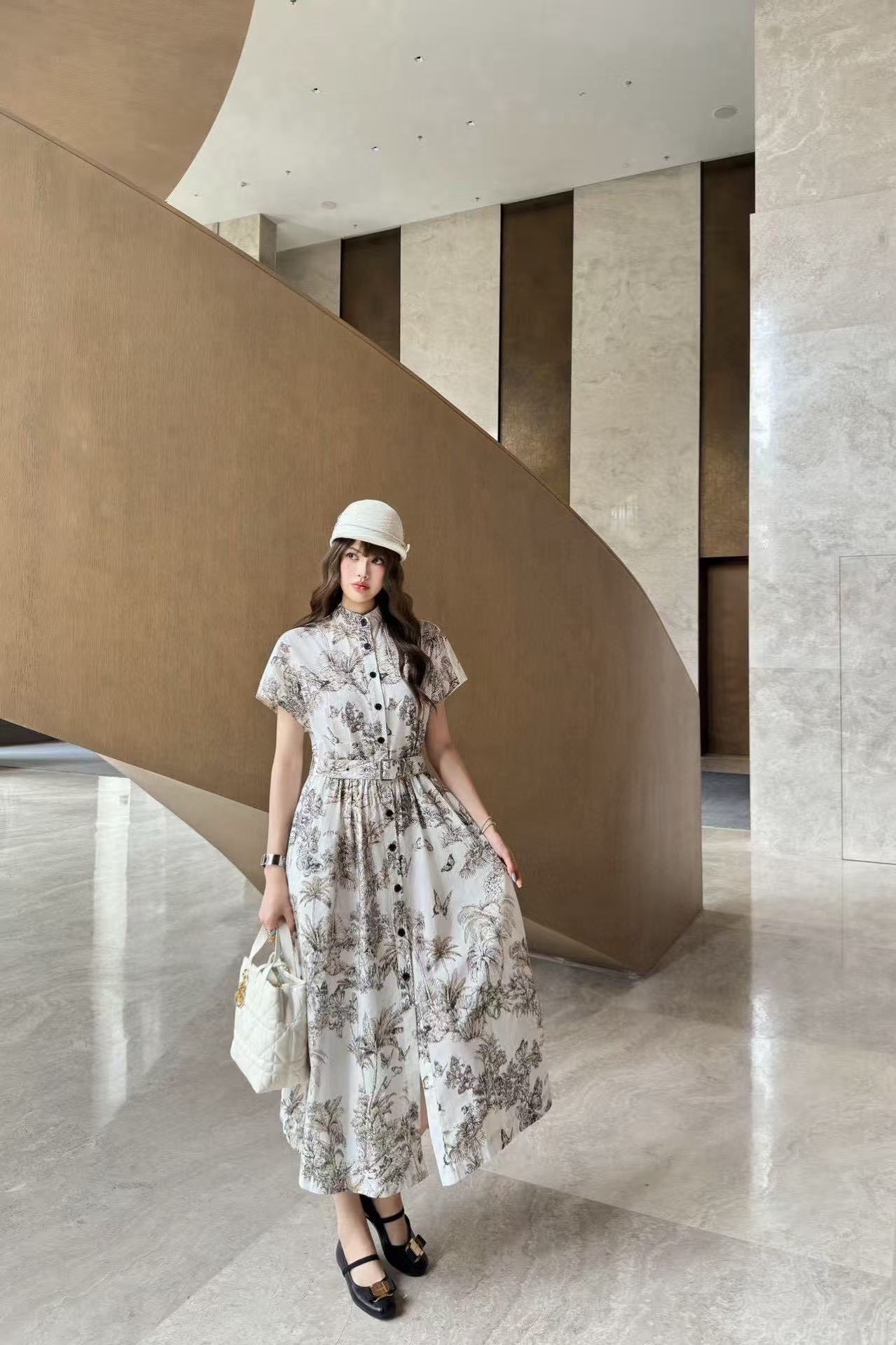 DI0R バタフライプリント 半袖ドレス【50％割引+送料無料】