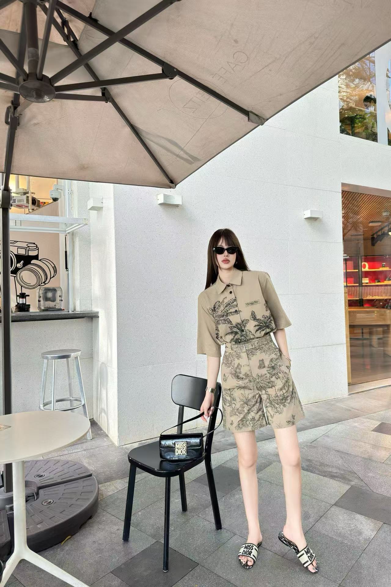 DI0R バタフライプリントシャツ+ショーツ ツーピースセット【50％割引+送料無料】