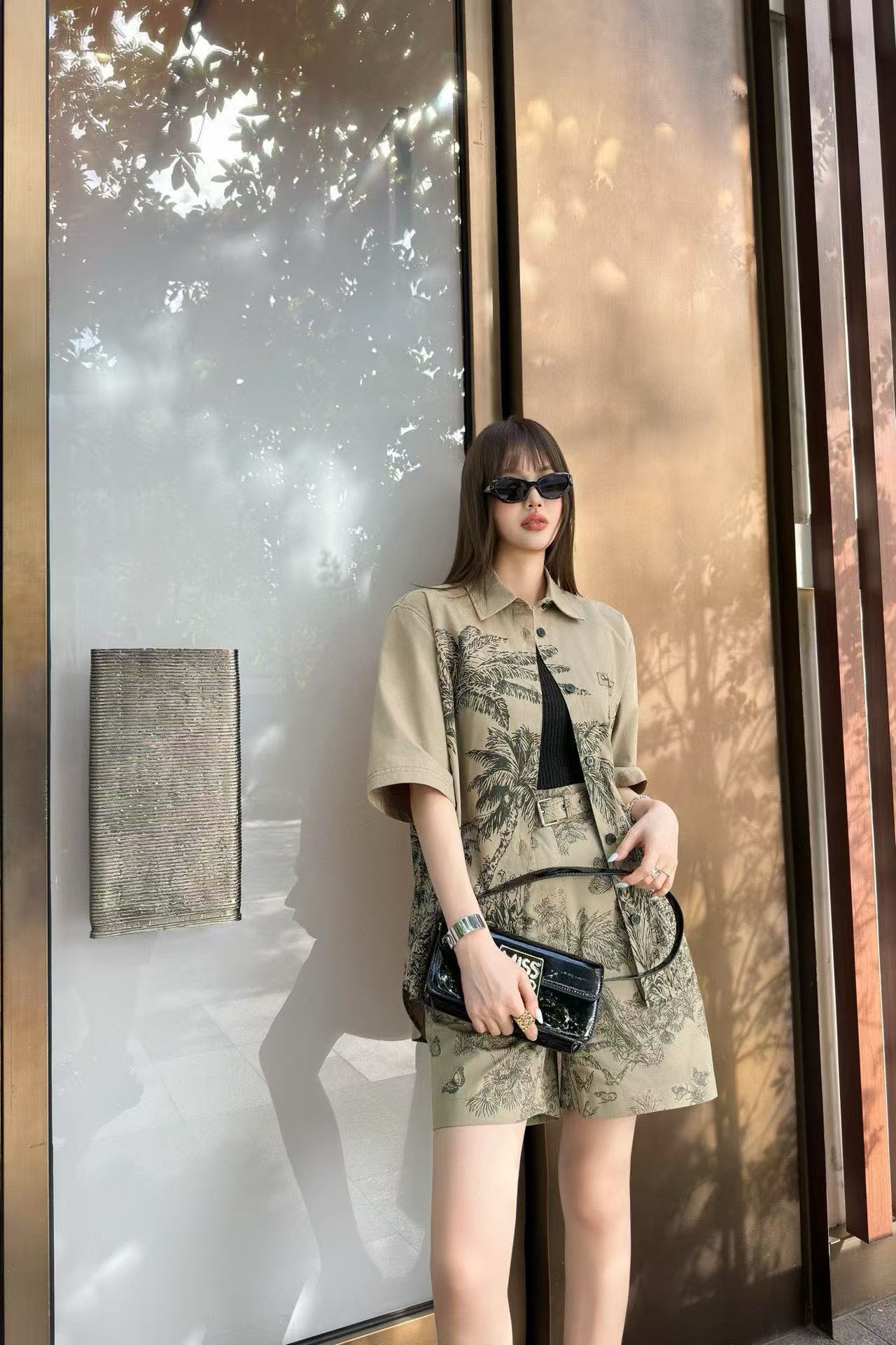 DI0R バタフライプリントシャツ+ショーツ ツーピースセット【50％割引+送料無料】