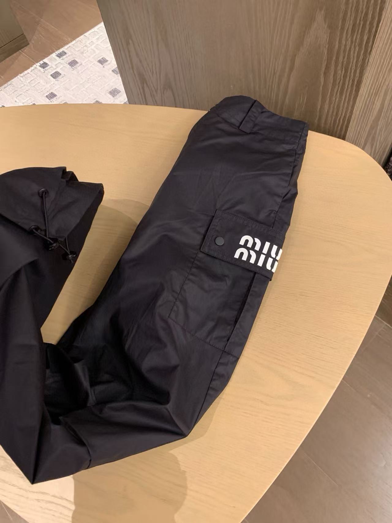 M1UM1U 伸縮性ウエストオーバーオール【50％割引+送料無料】