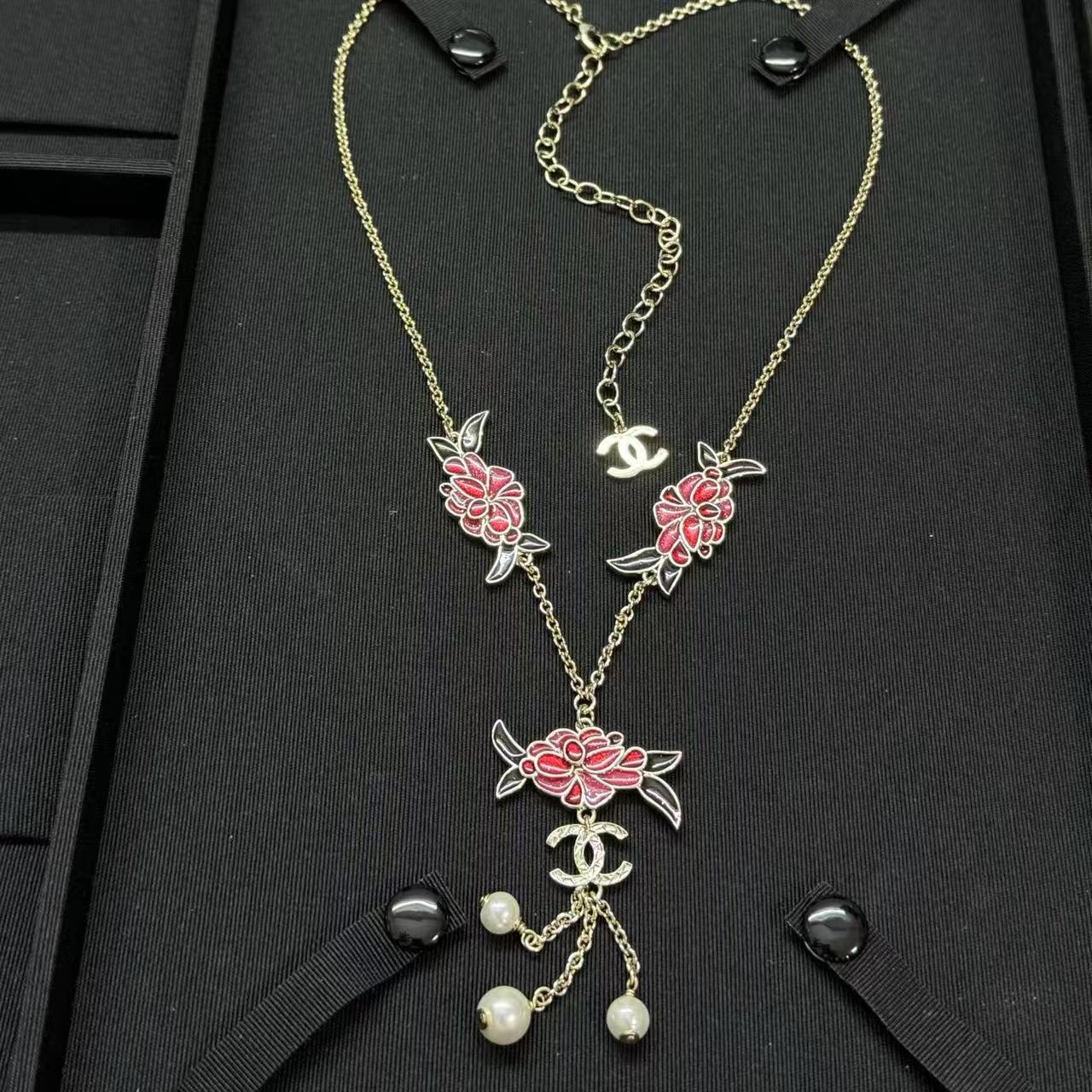 CHANE1 フラワーダブルCパールネックレス【50％割引+送料無料】