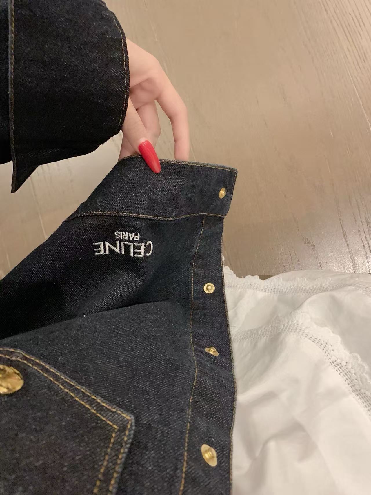 CEL1NE の凱旋門刺繍デニムジャケット【50％割引+送料無料】