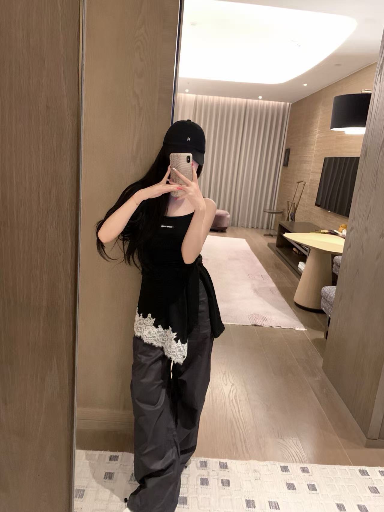 M1UM1U レースカーディガン＋ベスト ツーピースセット【50％割引+送料無料】