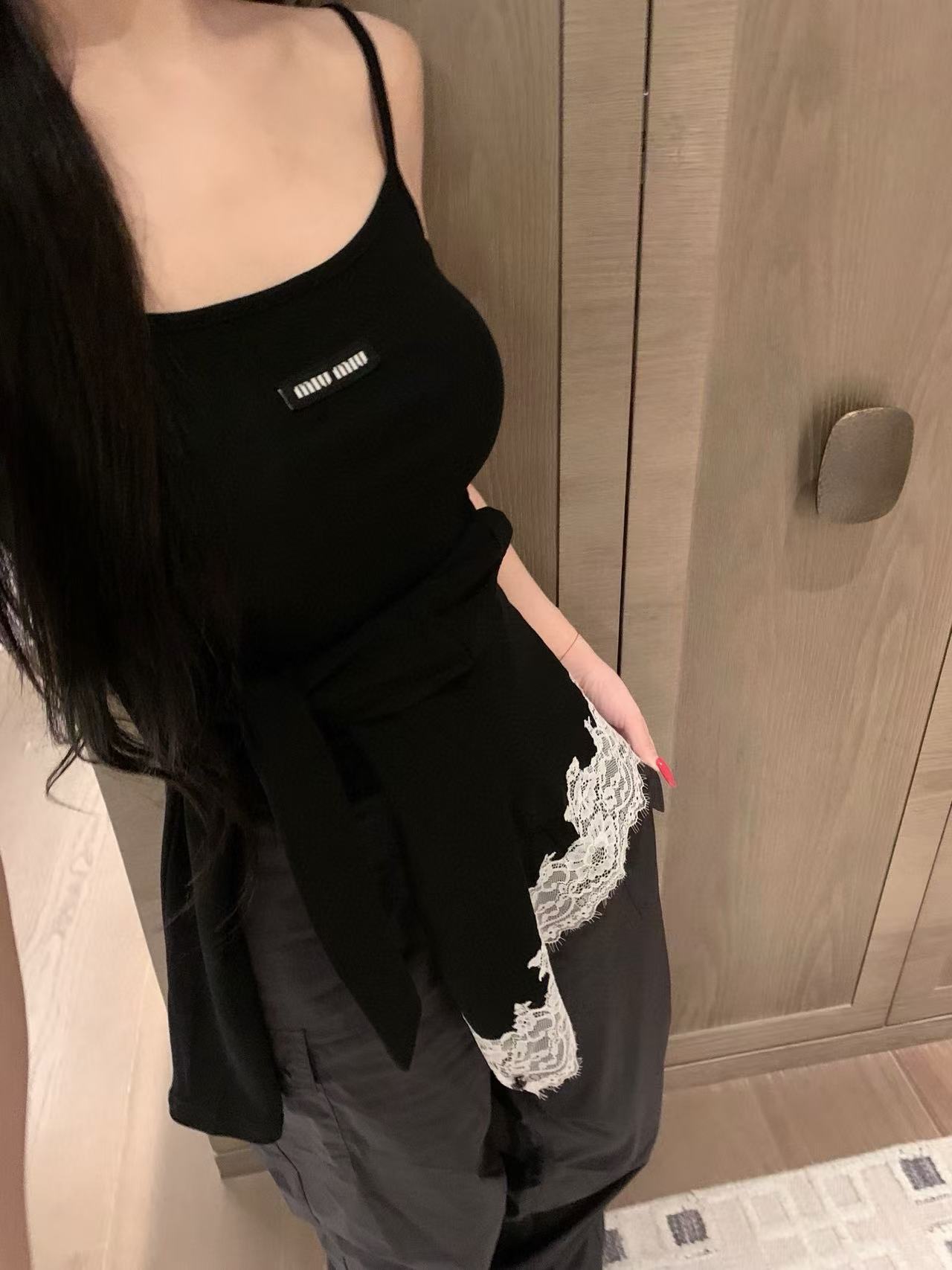 M1UM1U レースカーディガン＋ベスト ツーピースセット【50％割引+送料無料】