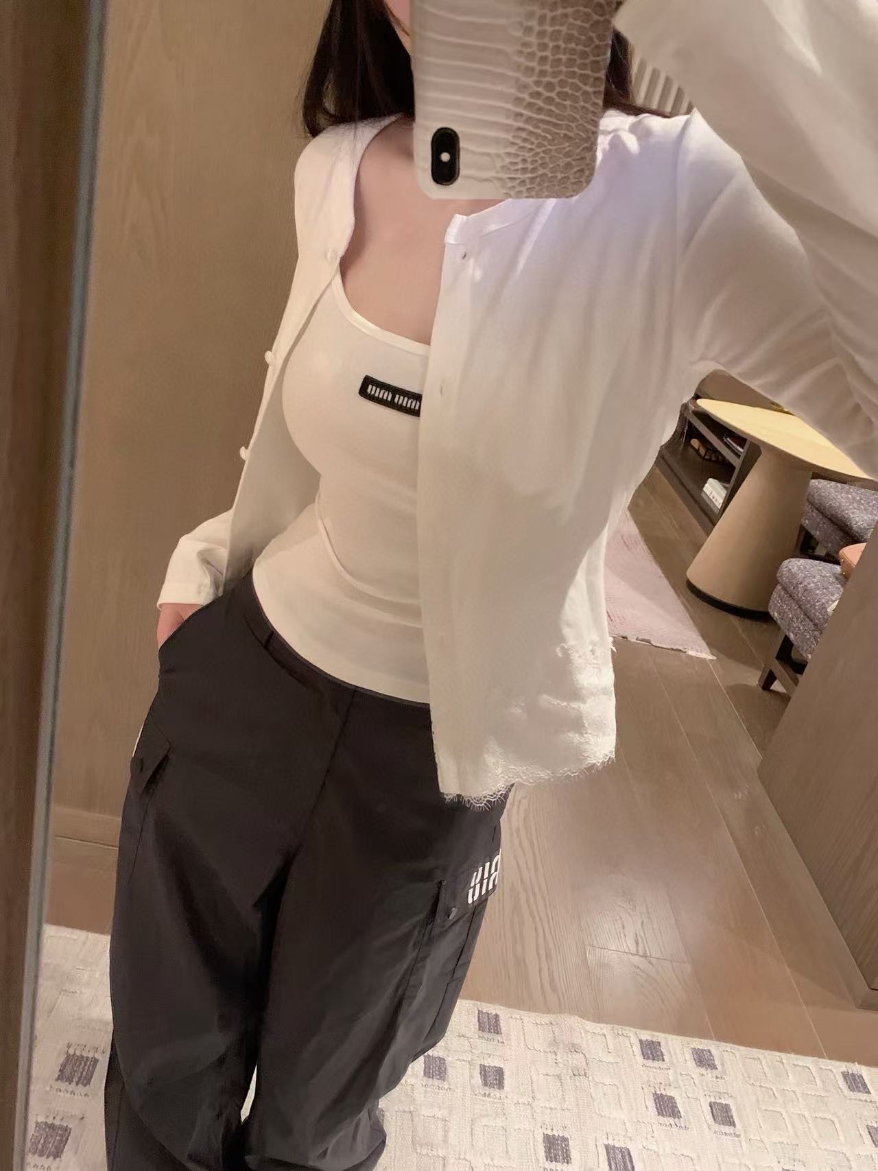 M1UM1U レースカーディガン＋ベスト ツーピースセット【50％割引+送料無料】