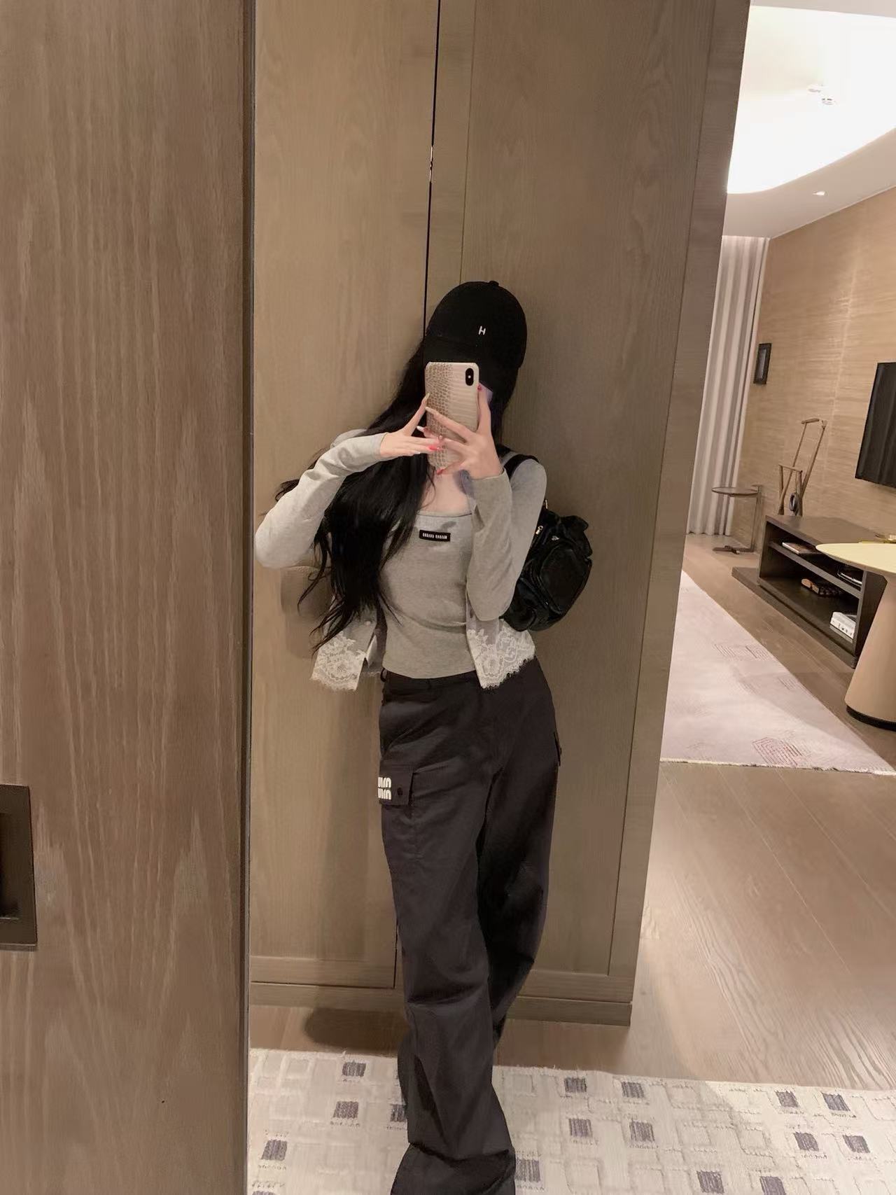 M1UM1U レースカーディガン＋ベスト ツーピースセット【50％割引+送料無料】