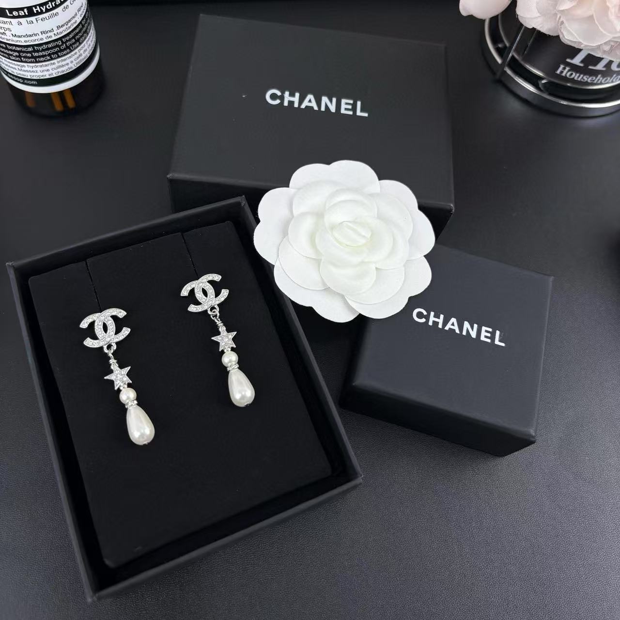 CHANE1 五芒星ダブルCパールイヤリング【50％割引+送料無料】