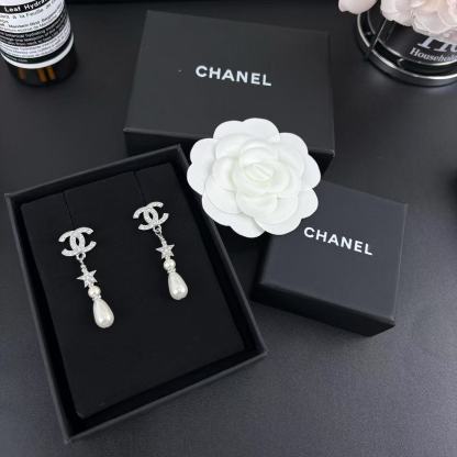 CHANE1 五芒星ダブルCパールイヤリング【50％割引+送料無料】