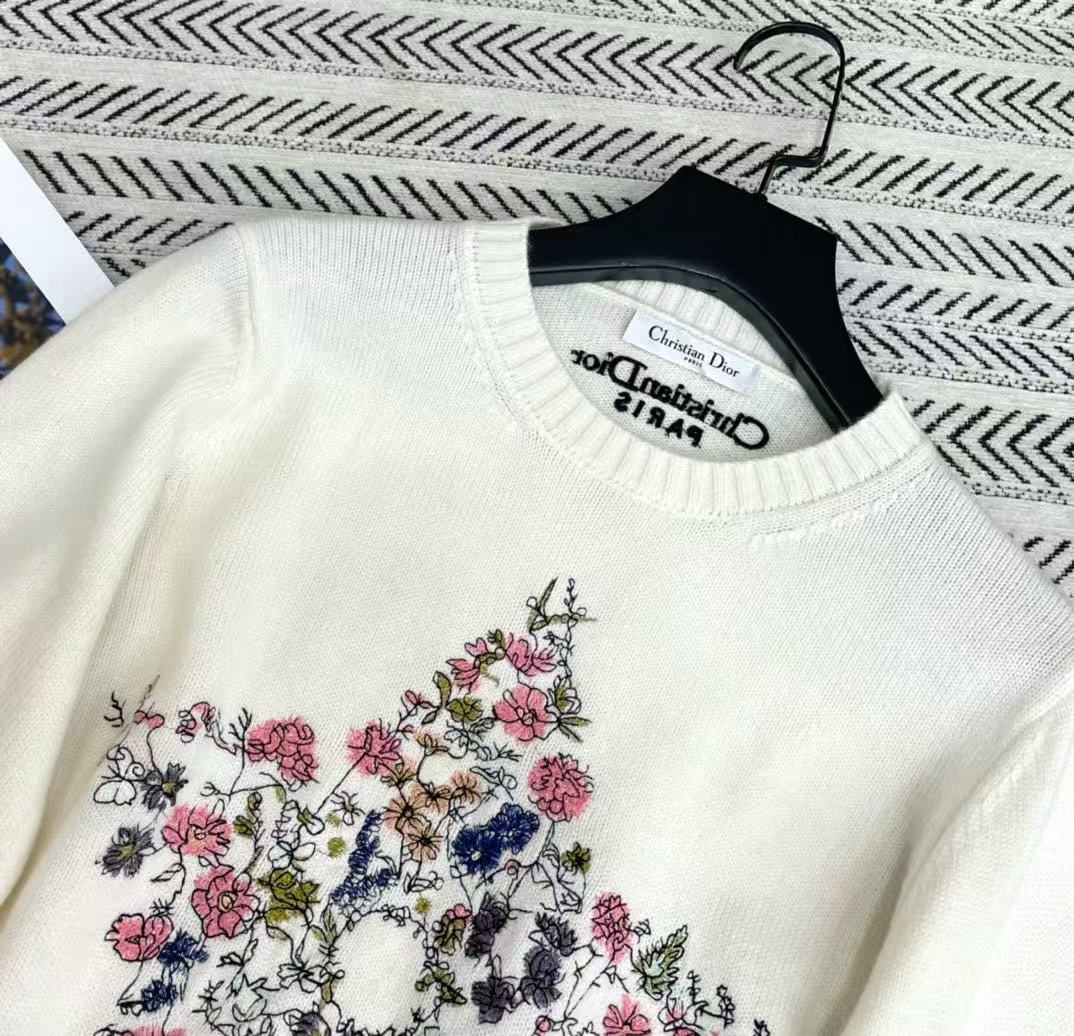 DI0R 五芒星刺繍長袖セーター【50％割引+送料無料】