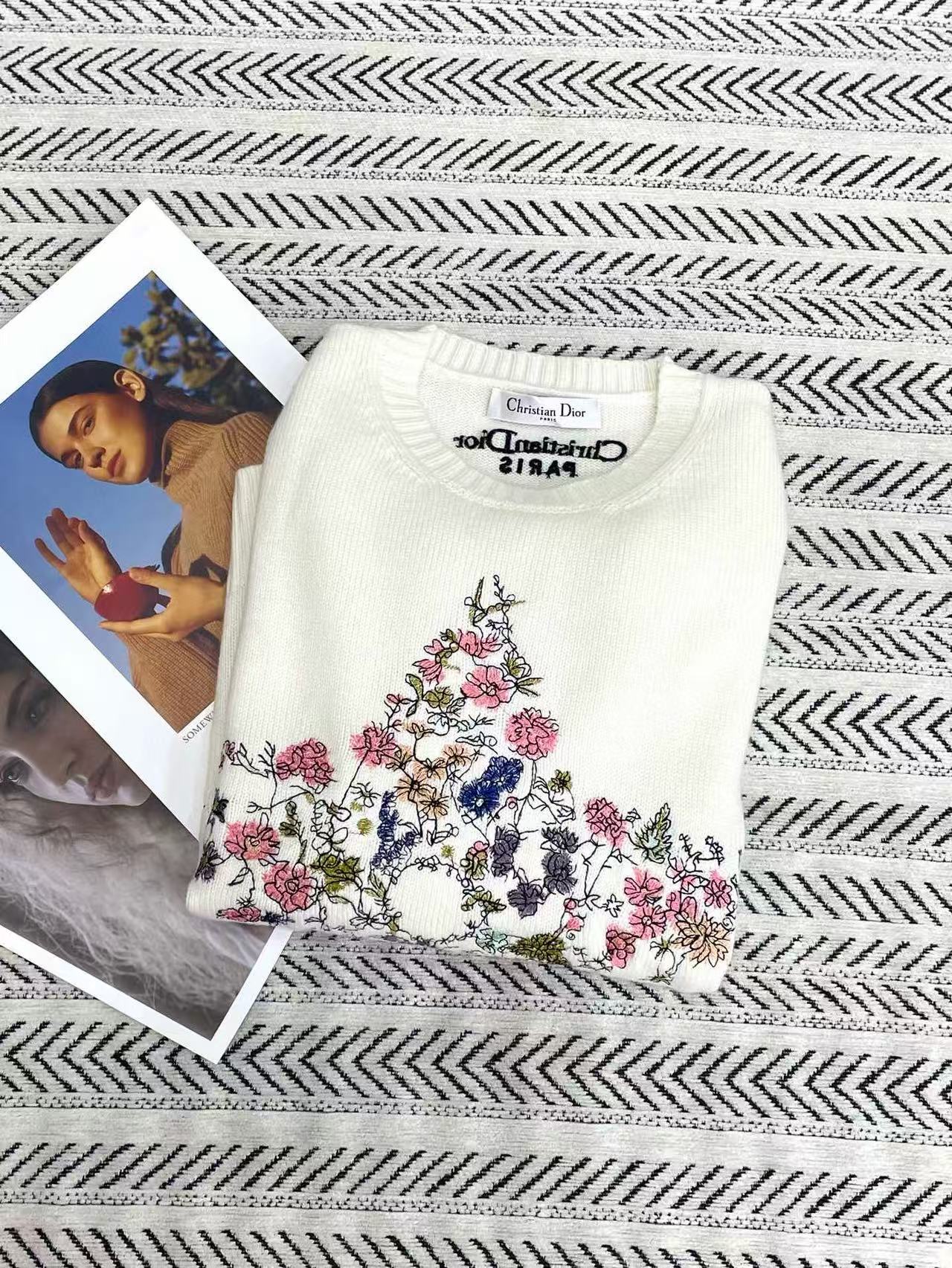 DI0R 五芒星刺繍長袖セーター【50％割引+送料無料】