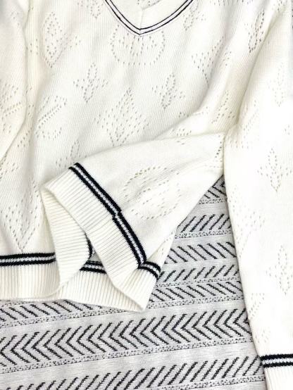 LV四つ葉のクローバー中空Vネックウールセーター【50％割引+送料無料】