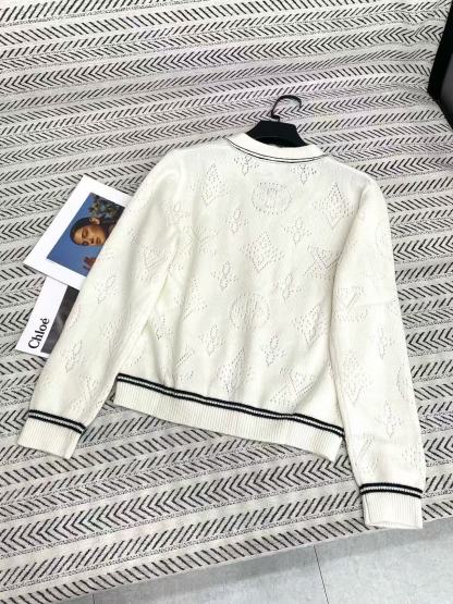 LV四つ葉のクローバー中空Vネックウールセーター【50％割引+送料無料】