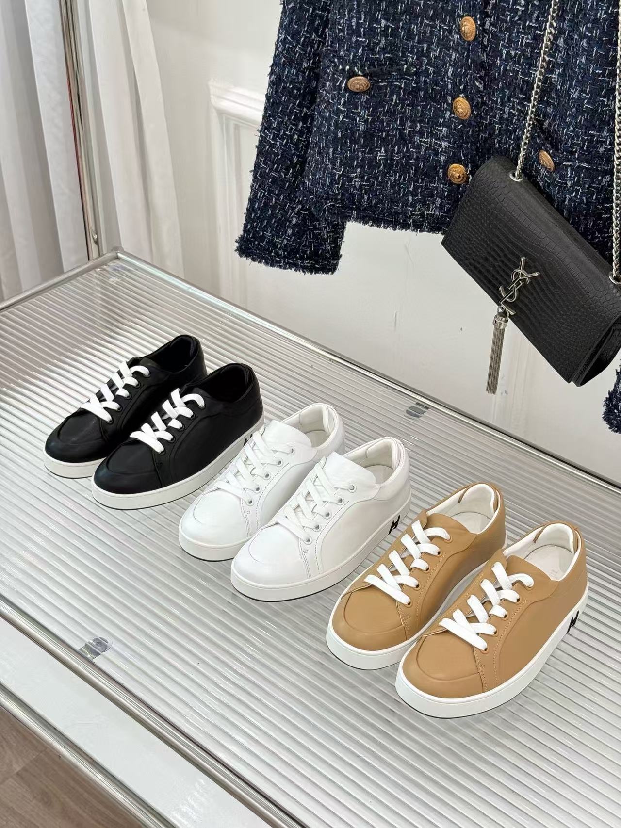 HERME5の高品質クラシックホワイトシューズ【50％割引+送料無料】