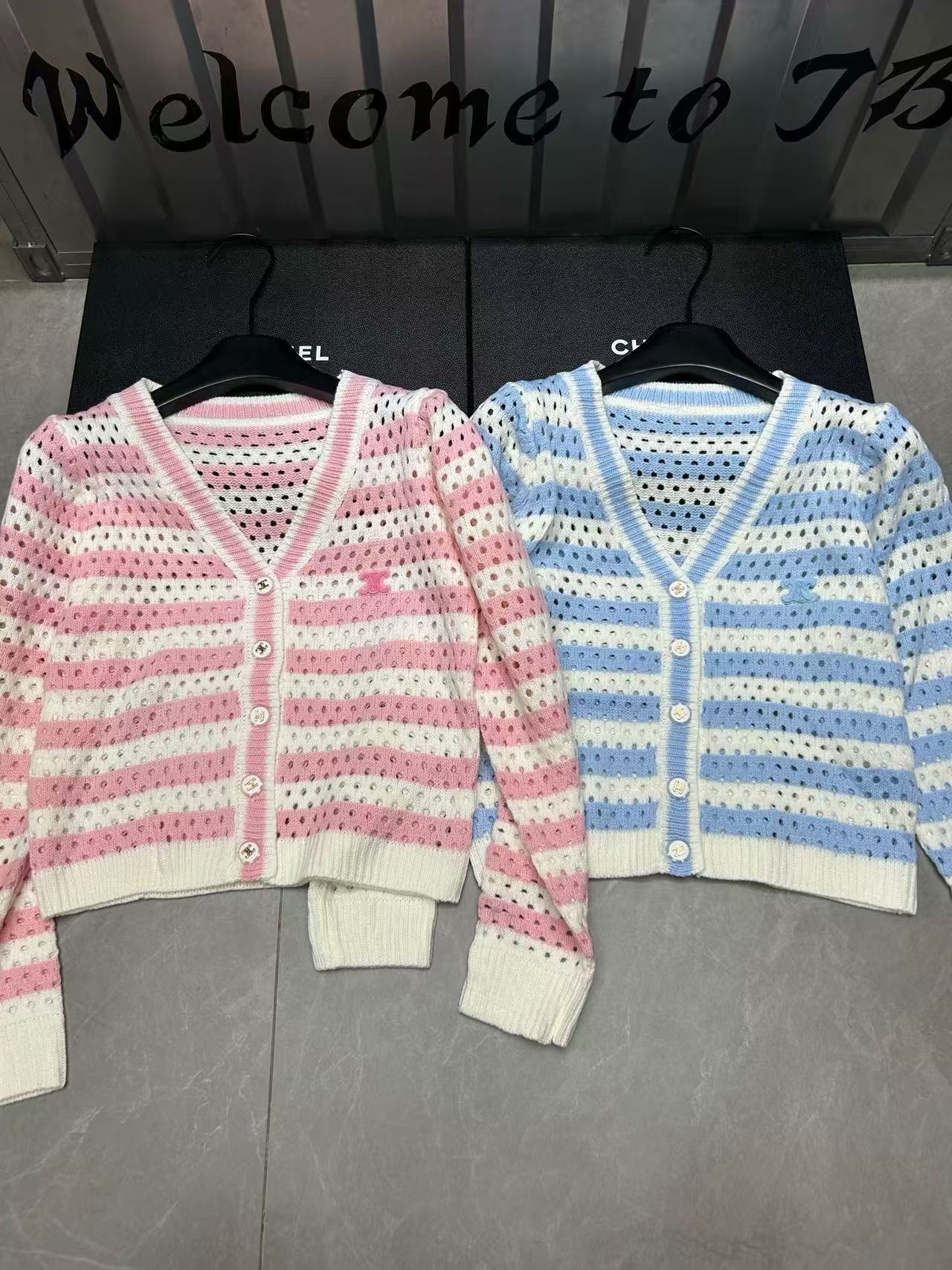 CHANE1 Vネック中空カーディガン【50％割引+送料無料】