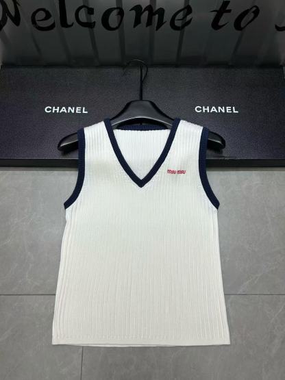 M1UM1U Vネックフリースベスト【50％割引+送料無料】