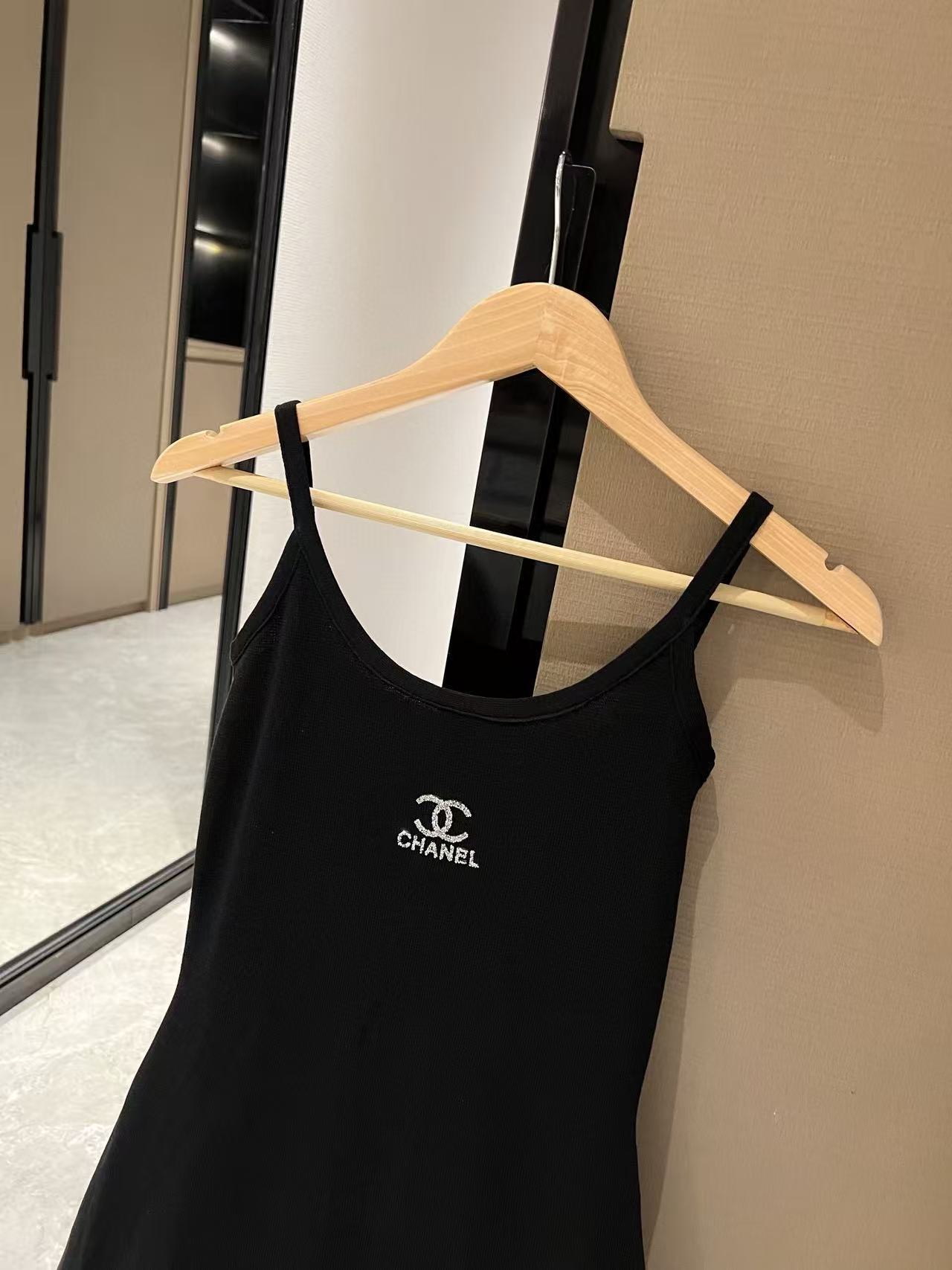 CHANE1 ダブルCニットサスペンダードレス【50％割引+送料無料】