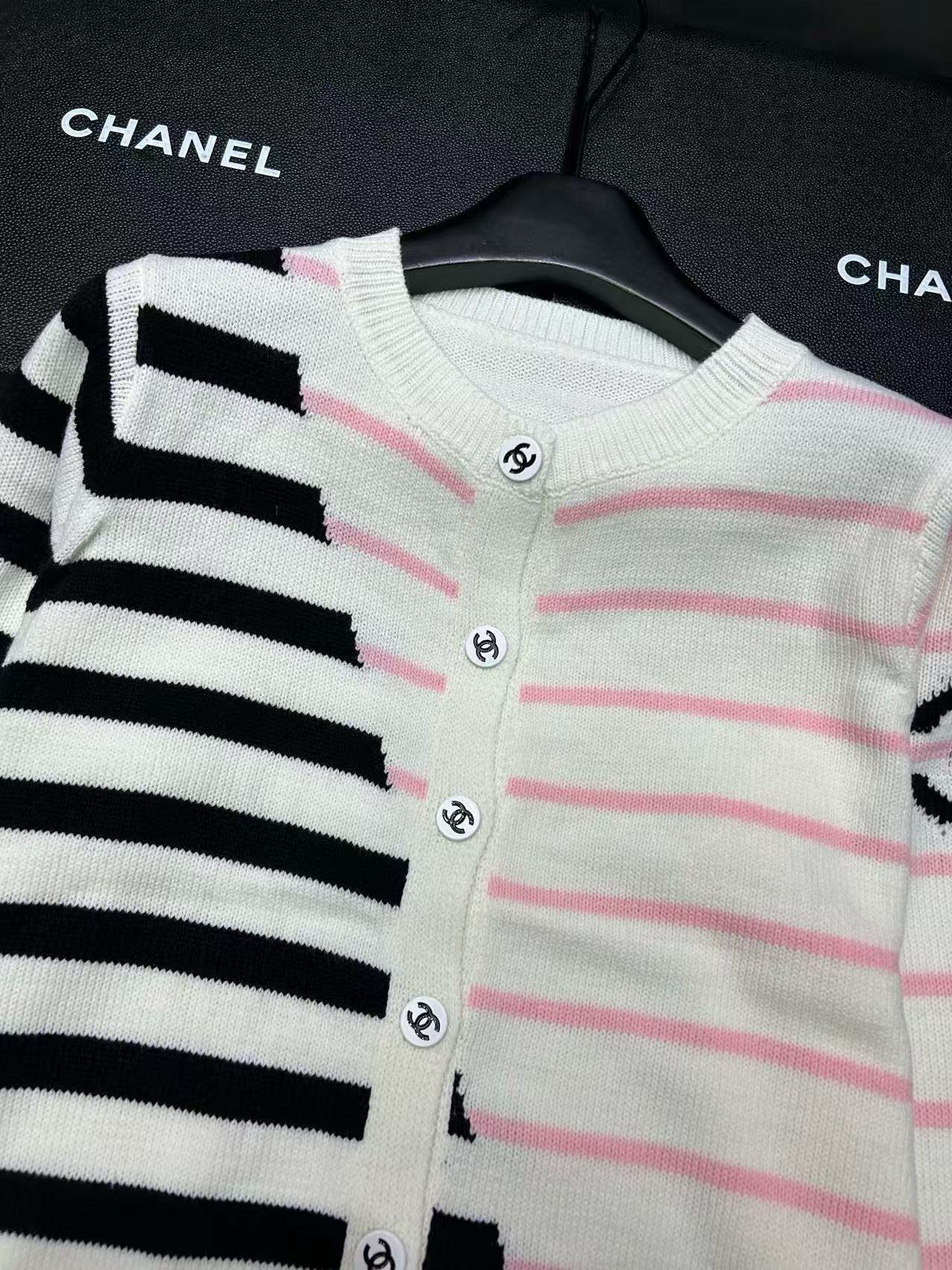 CHANE1 ストライプウールカーディガン【50％割引+送料無料】