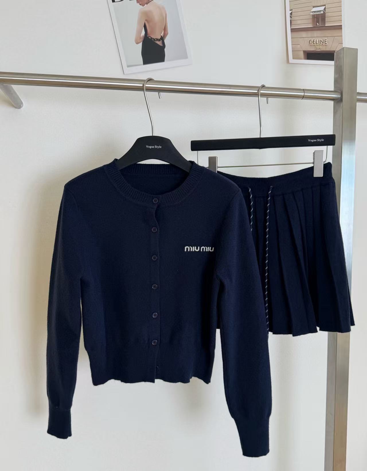 M1UM1U ウールカーディガン+スカート ツーピースセット【50％割引+送料無料】