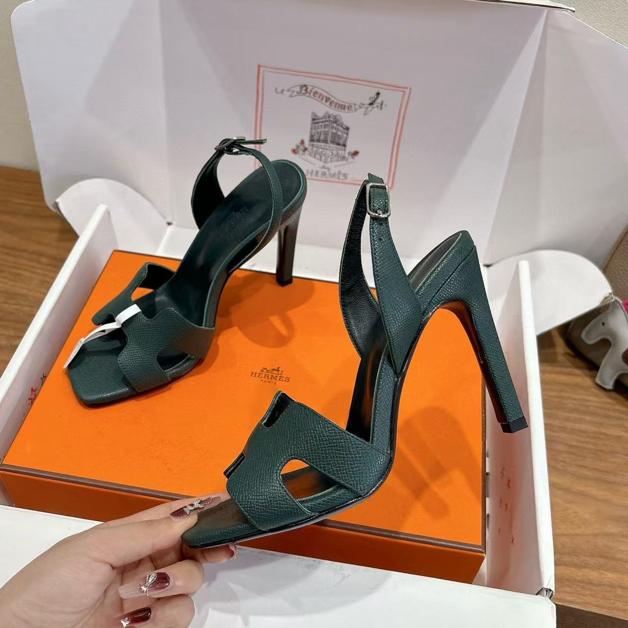 HERME5 高品質牛革ハイヒールサンダル【50％割引+送料無料】