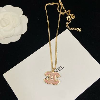 CHANE1 ピンク ダブルC イヤリング + ネックレス 2点セット【50％割引+送料無料】