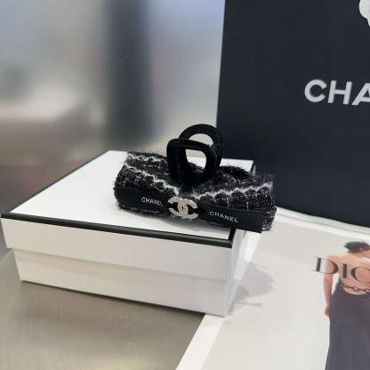 CHANE1 ダブルCレタークリップ【50％割引+送料無料】