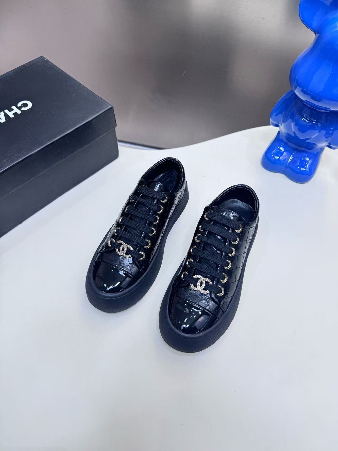 CHANE1 ダブルC レースアップ カジュアルシューズ【50％割引+送料無料】
