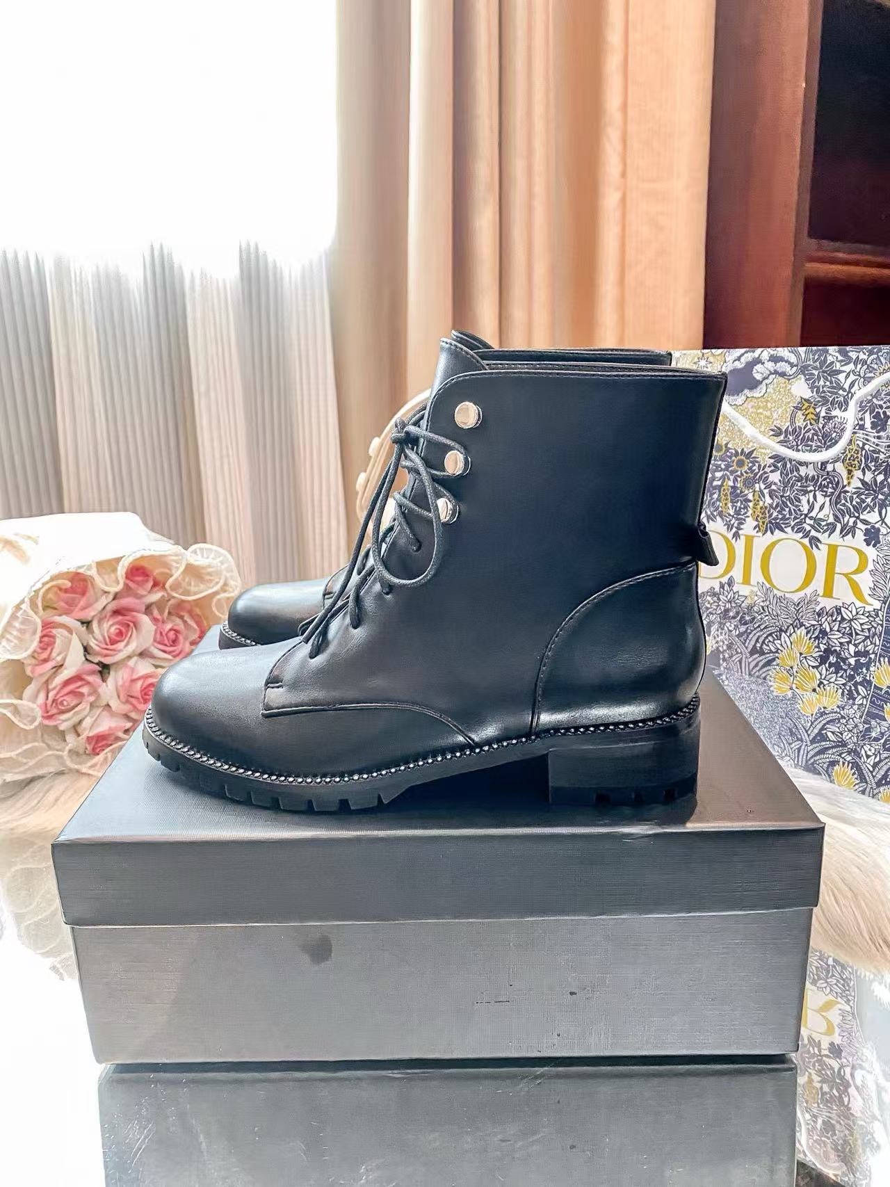 CHANE1 レースアップアンクルブーツ【50％割引+送料無料】