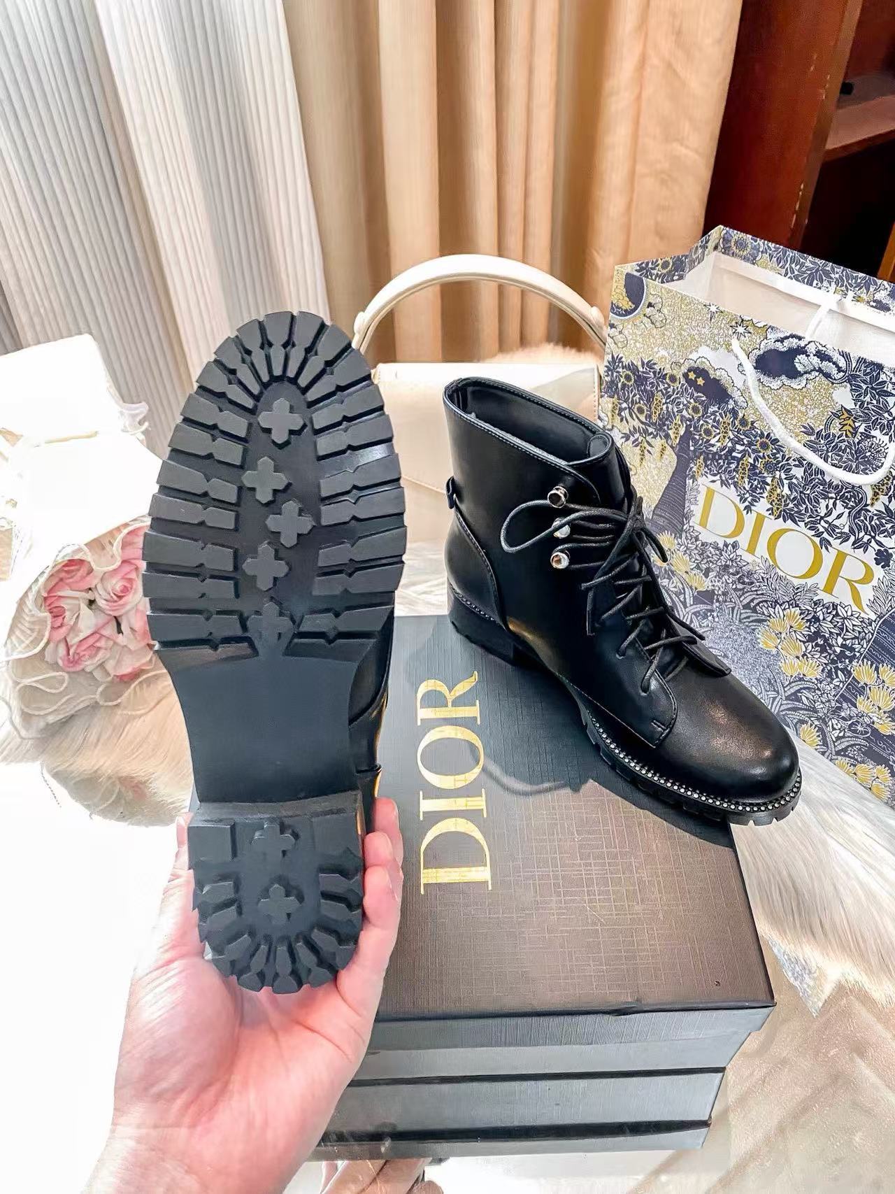 CHANE1 レースアップアンクルブーツ【50％割引+送料無料】