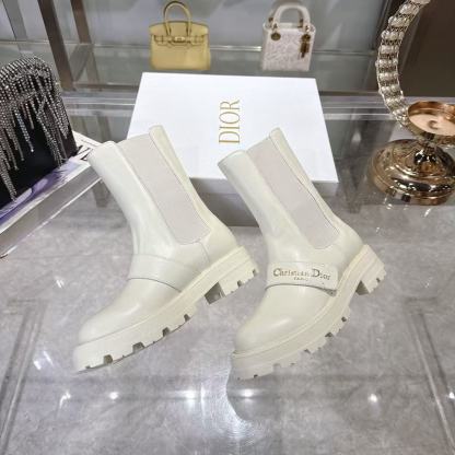 DI0Rの高品質レタードアンクルブーツ【50％割引+送料無料】