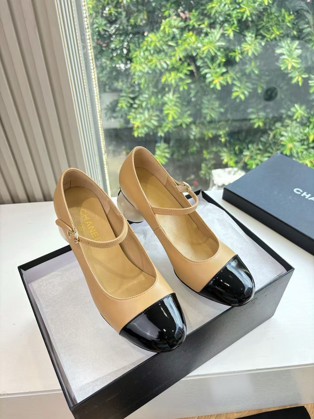 CHANE1 高品質ダブルCパールローヒール【50％割引+送料無料】