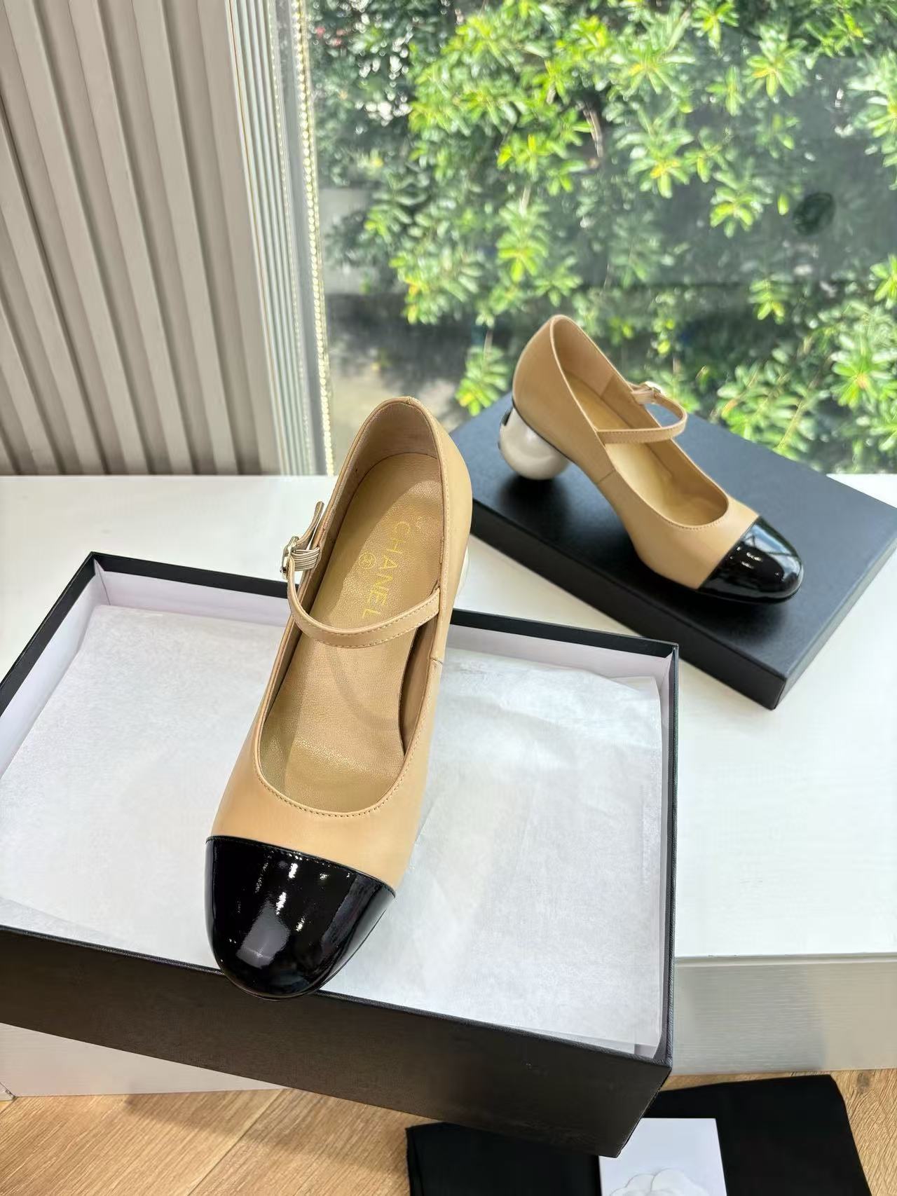 CHANE1 高品質ダブルCパールローヒール【50％割引+送料無料】