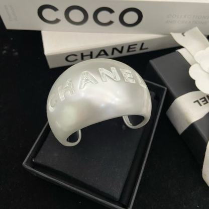 CHANE1 ワイドパールブレスレット【50％割引+送料無料】