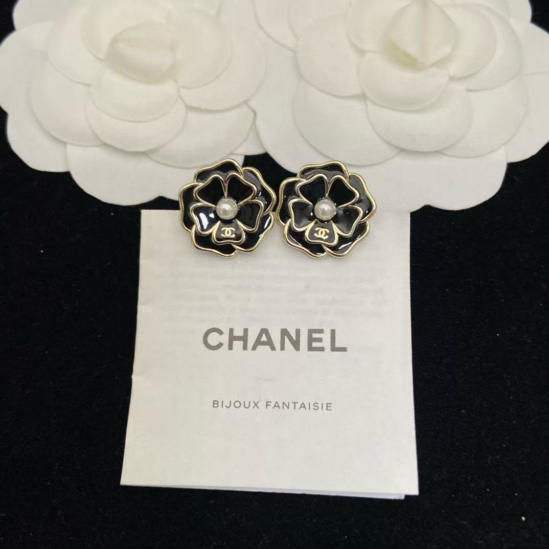 CHANE1 ブラックカメリアイヤリング【50％割引+送料無料】