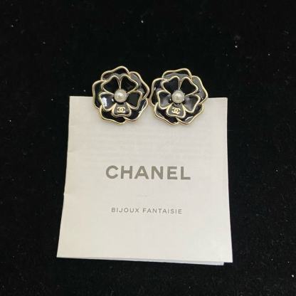 CHANE1 ブラックカメリアイヤリング【50％割引+送料無料】
