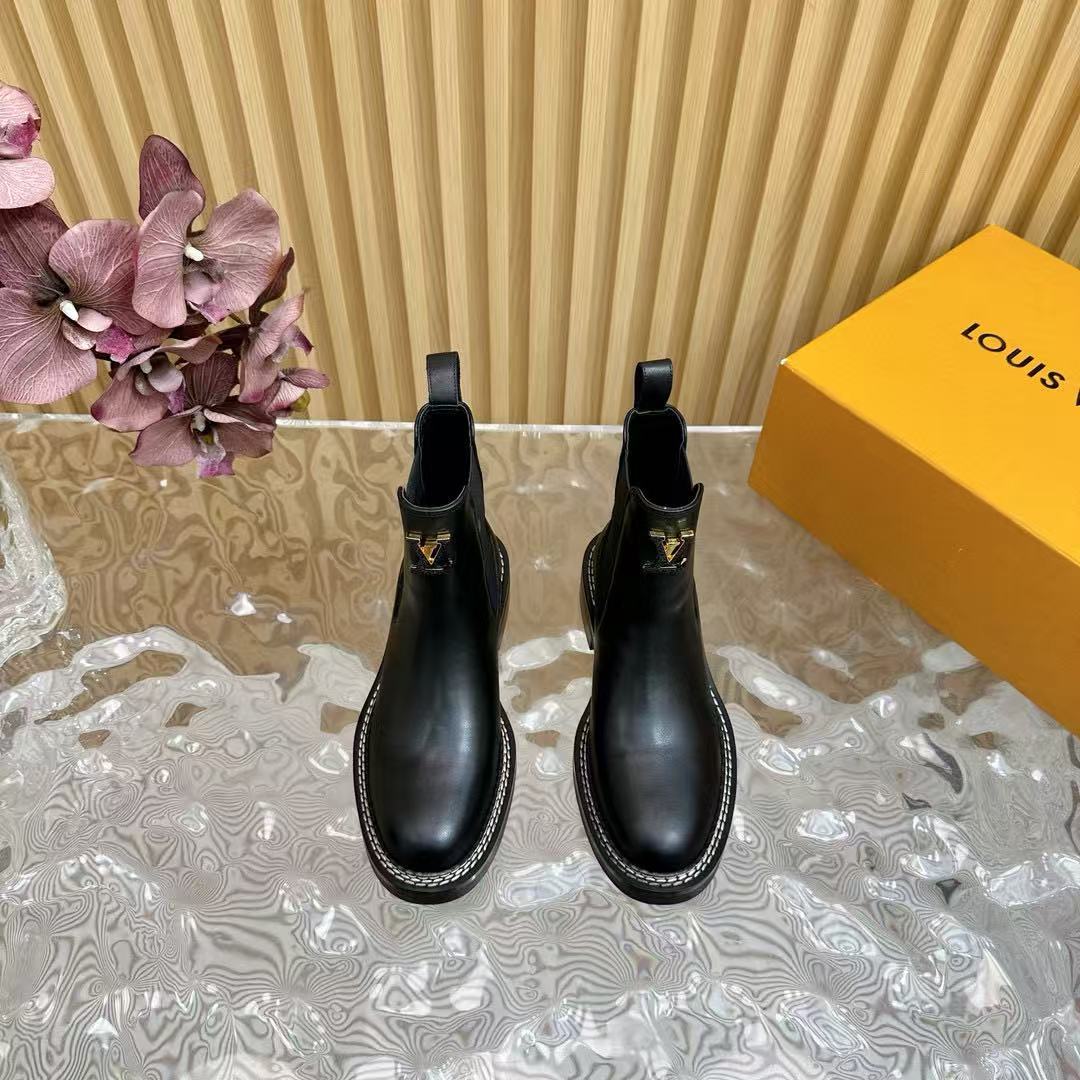 LVの高品質レザーアンクルブーツ【50％割引+送料無料】