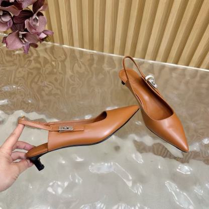 HERME5 高品質クラシックケリーバックルローヒール【50％割引+送料無料】