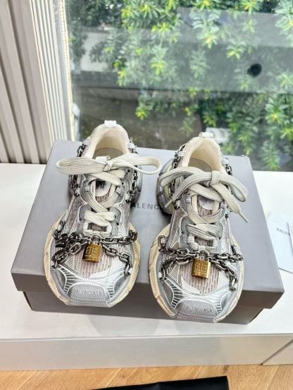 BALENC1AG 高品質チェーンカジュアルシューズ【50％割引+送料無料】