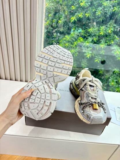 BALENC1AG 高品質チェーンカジュアルシューズ【50％割引+送料無料】