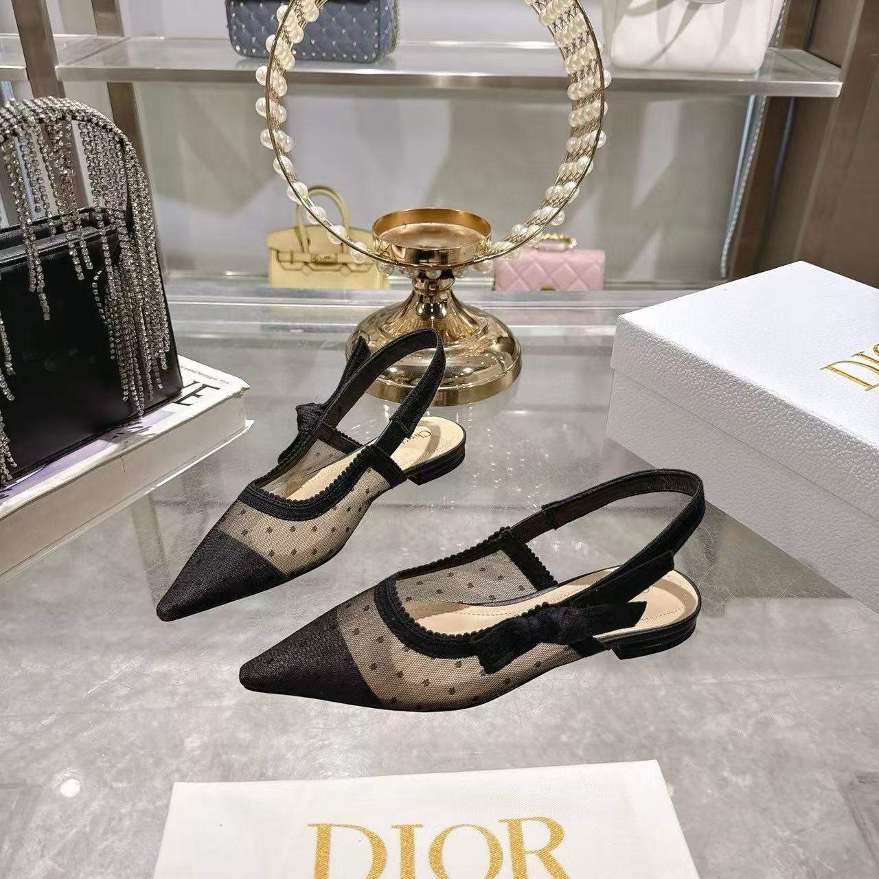 DI0Rの高品質中空ポインテッドフラットシューズ【50％割引+送料無料】