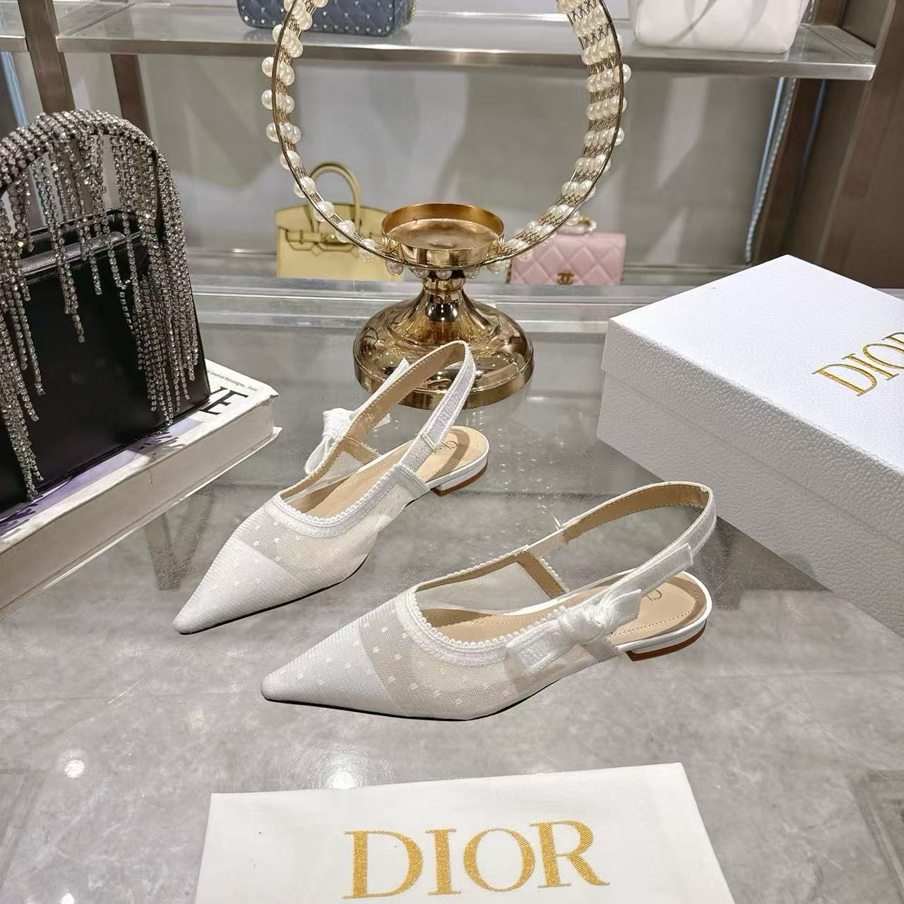 DI0Rの高品質中空ポインテッドフラットシューズ【50％割引+送料無料】