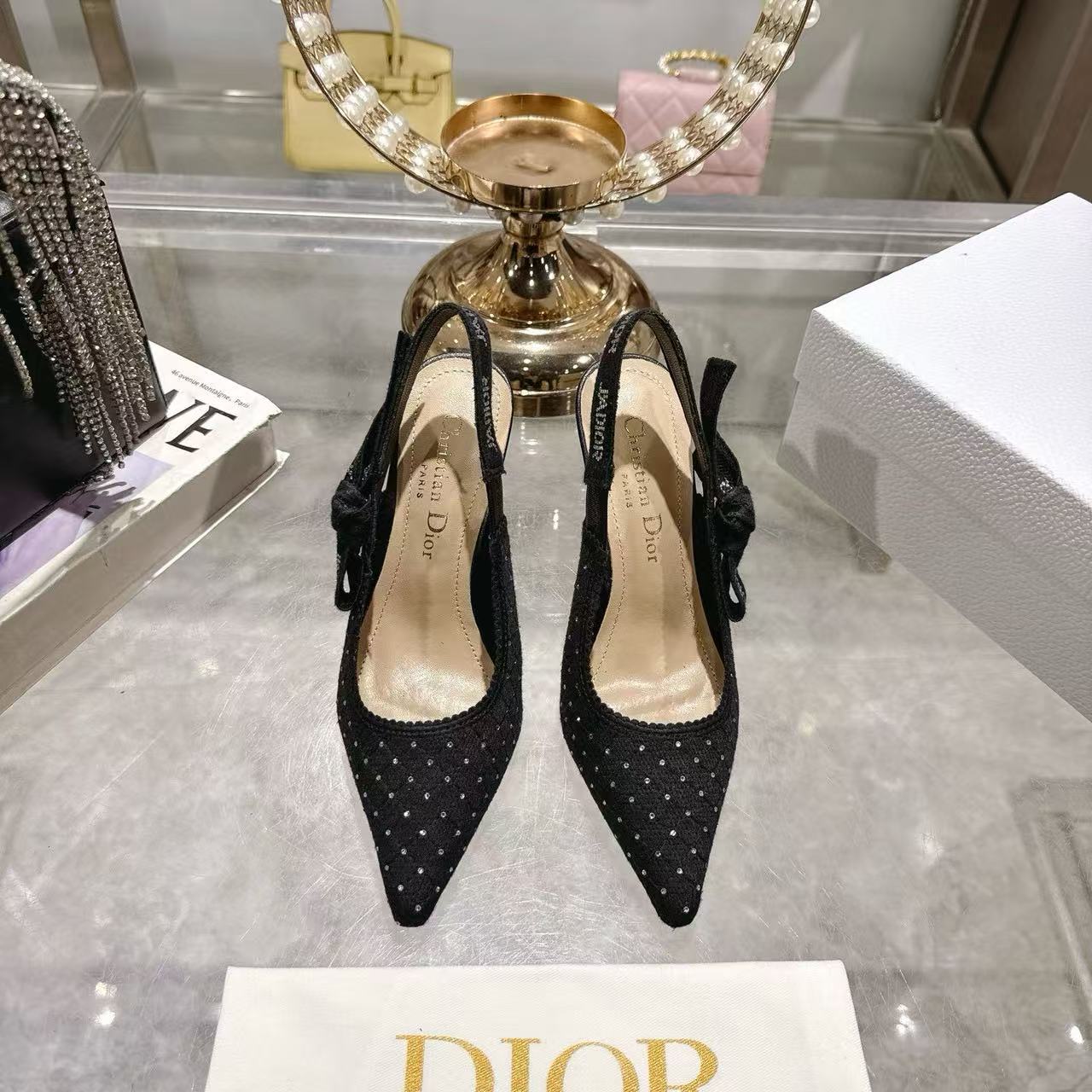 DI0Rの高品質ラインストーンポインテッドサンダル【50％割引+送料無料】