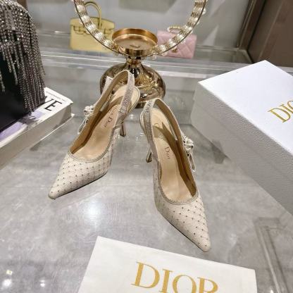 DI0Rの高品質ラインストーンポインテッドサンダル【50％割引+送料無料】