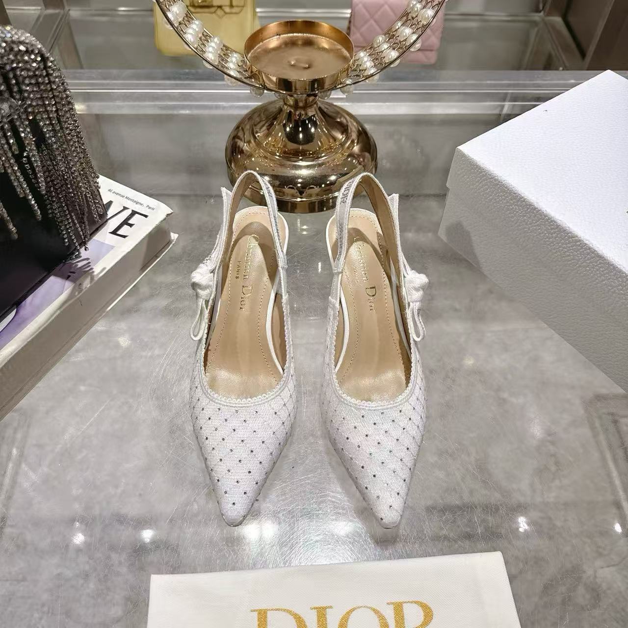 DI0Rの高品質ポインテッドラインストーンローヒール【50％割引+送料無料】