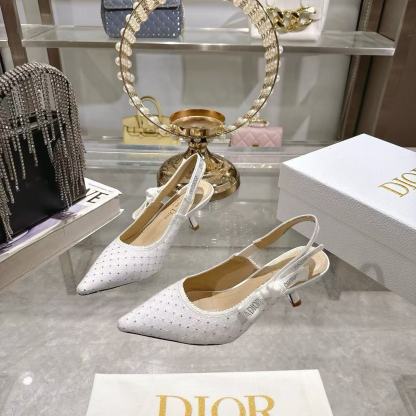 DI0Rの高品質ポインテッドラインストーンローヒール【50％割引+送料無料】