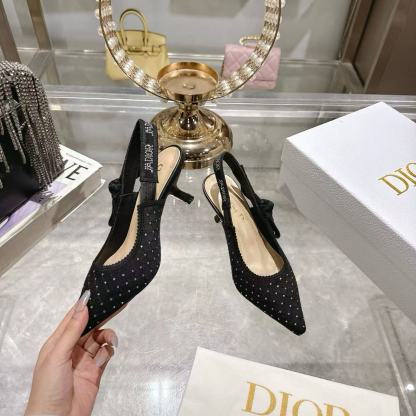 DI0Rの高品質ポインテッドラインストーンローヒール【50％割引+送料無料】